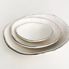 Load image into Gallery viewer, Ceramic Nesting Pinch Pots - Silver Edge
