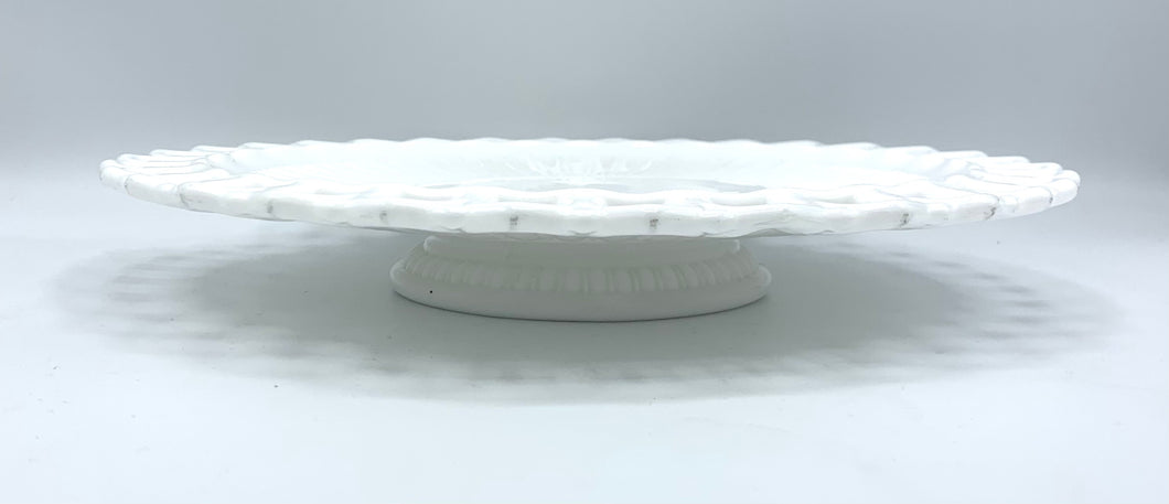 Scalloped Cake Stand (Vintage)